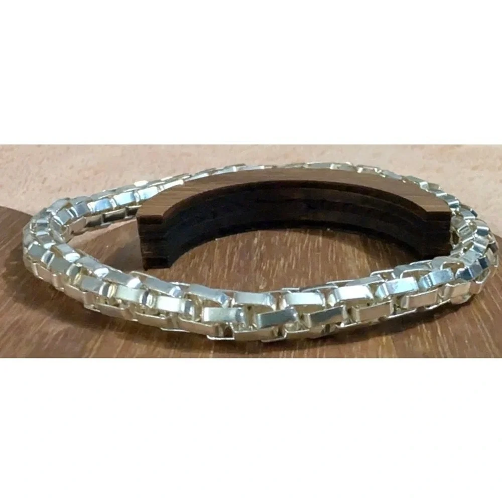 New Silvertone Snake Bracelet Stretch Jewelry 99 Cent Auction